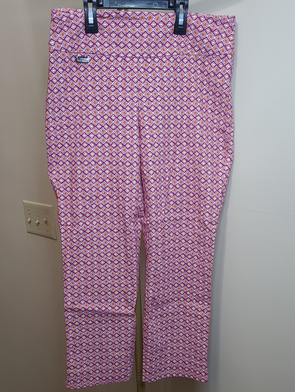 Peck & Peck Purple, Orange & White Geometric Designed Cropped Pants size 4